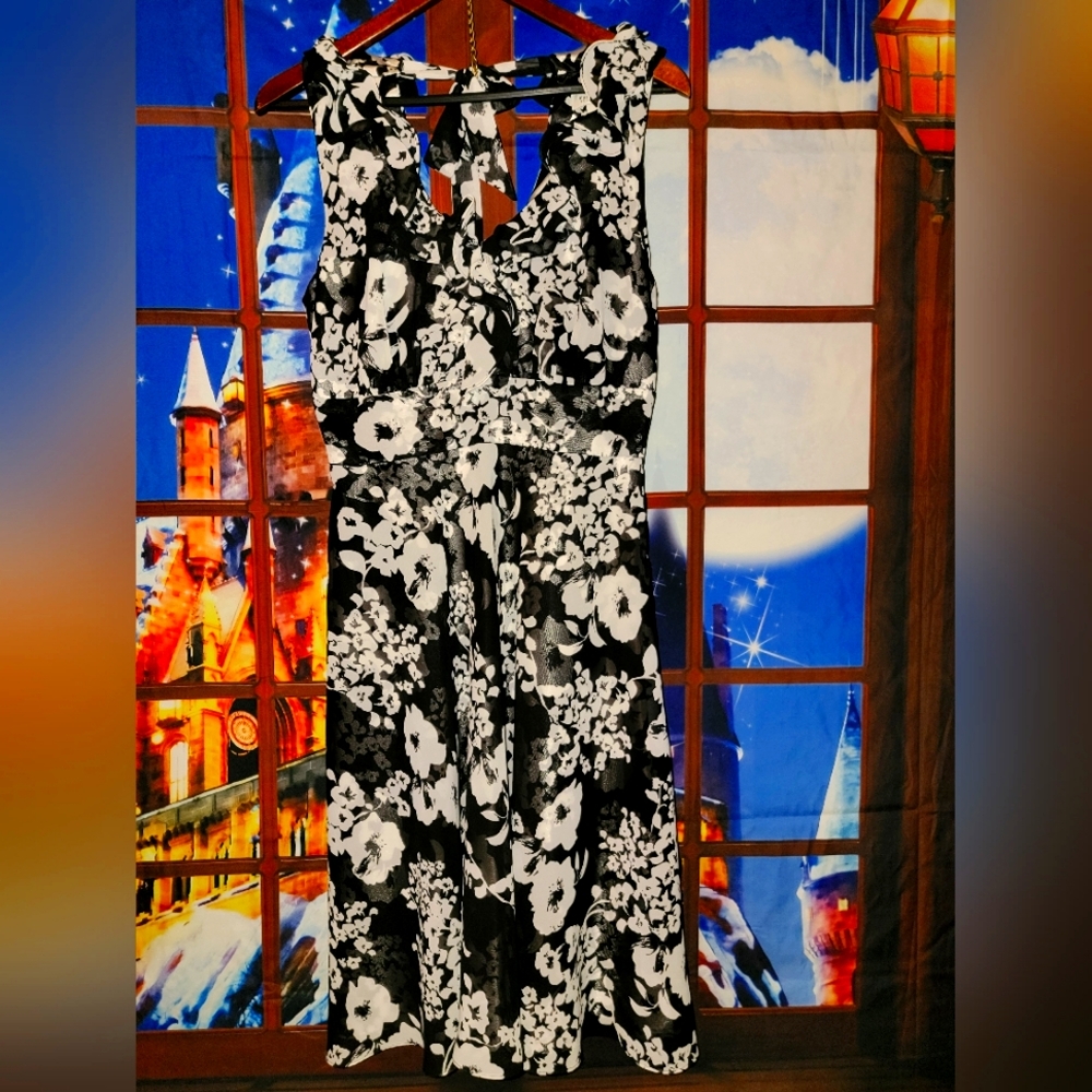 Dress, black and white floral